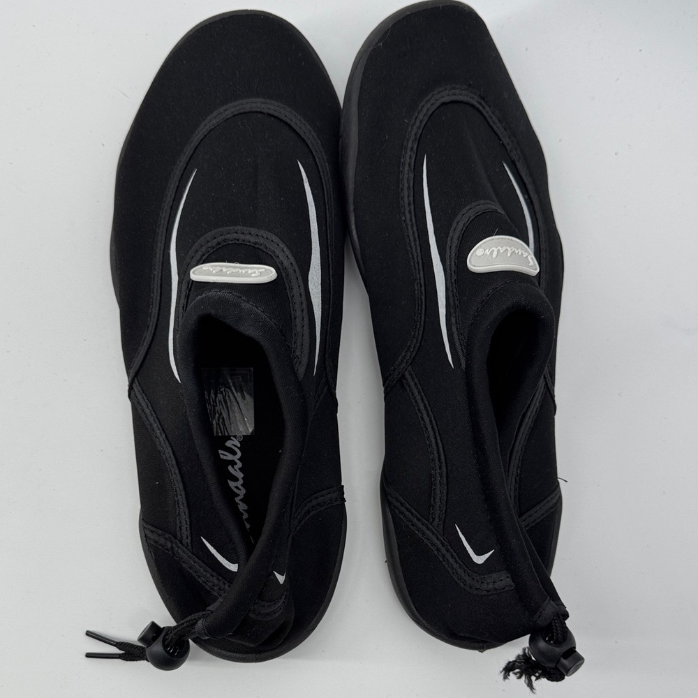 Sandals Women's Black Water Shoes with White Accents Size 8 NWOT Vacation